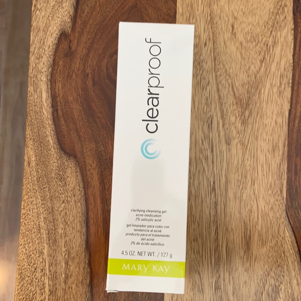 Clarifying cleansing gel Clearproof